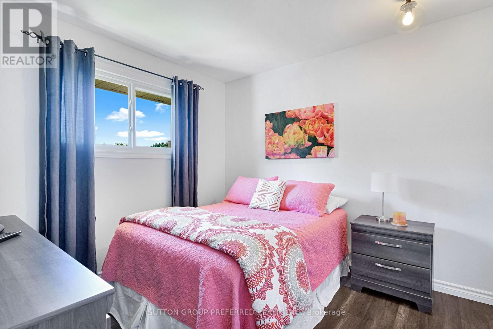 1 PONDEROSA CRESCENT - 23