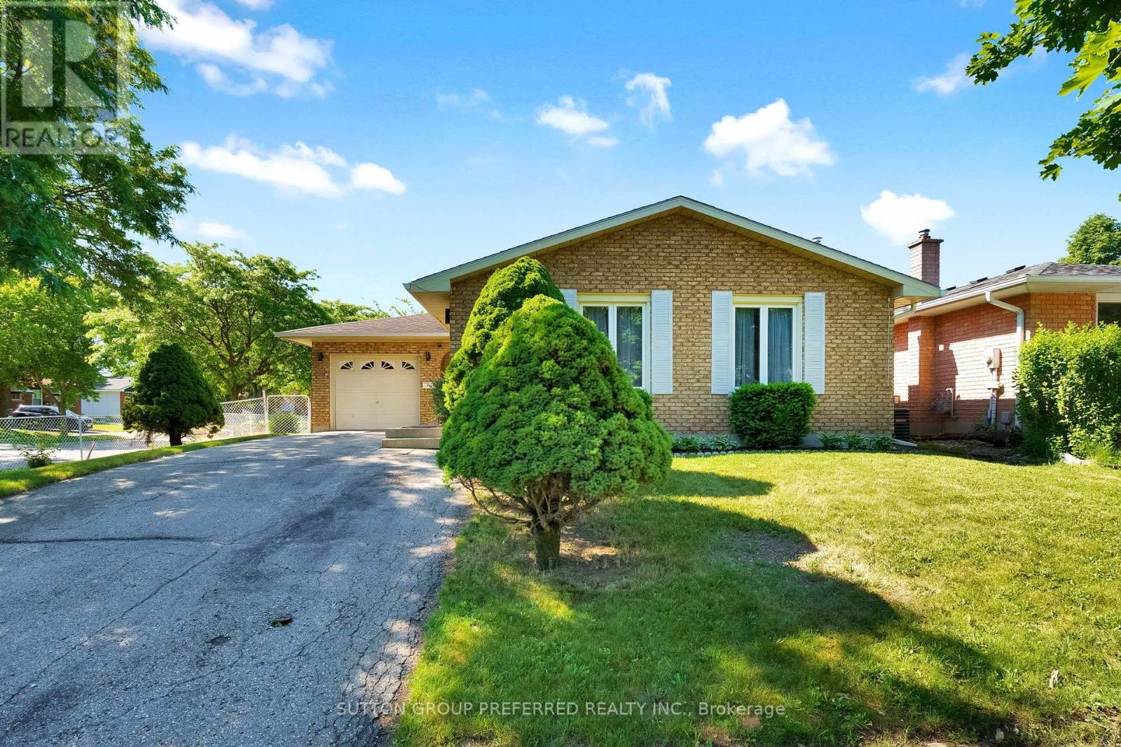 1 PONDEROSA CRESCENT - 3