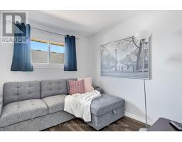 1 Ponderosa Crescent, London South, ON N6E2L4 Photo 25