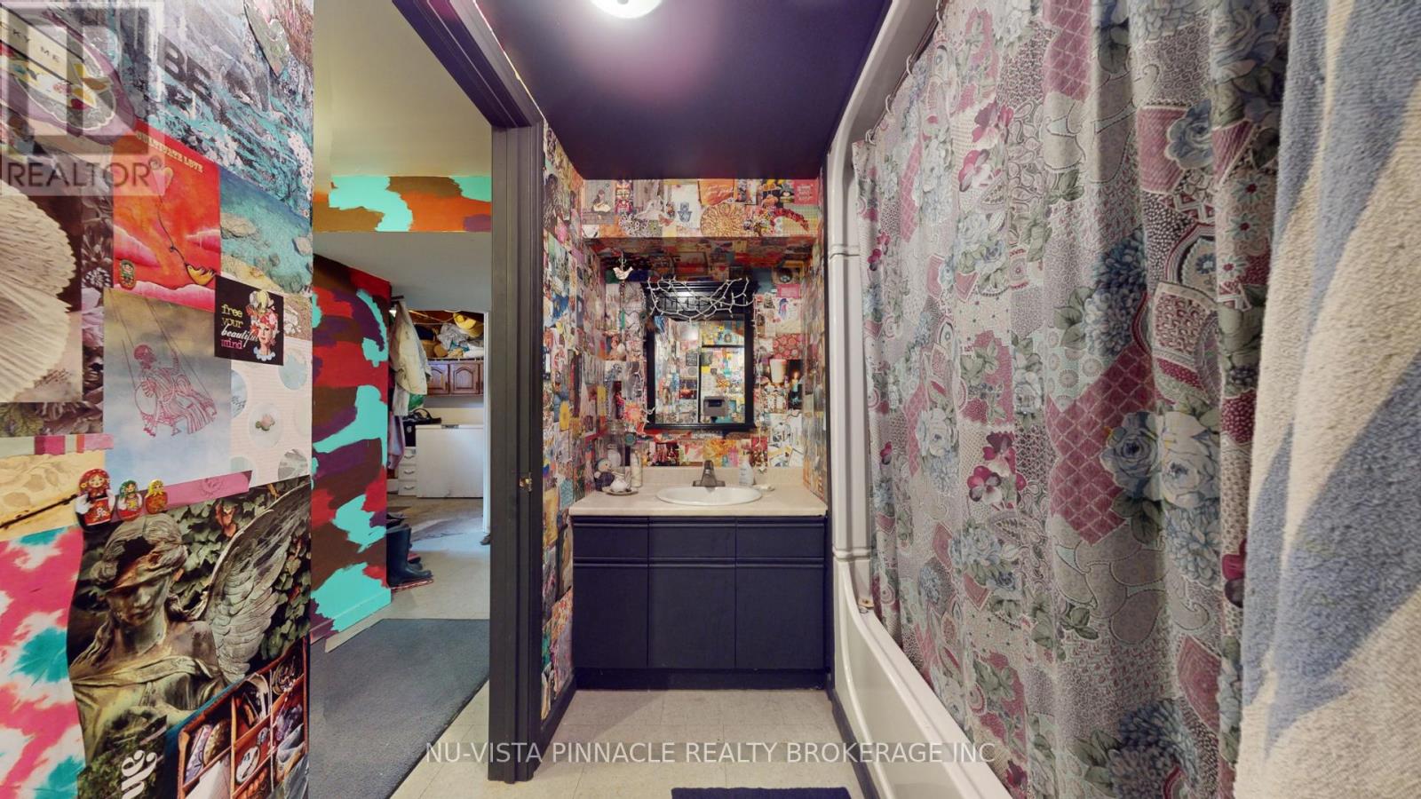 261 WINNIPEG STREET - 17