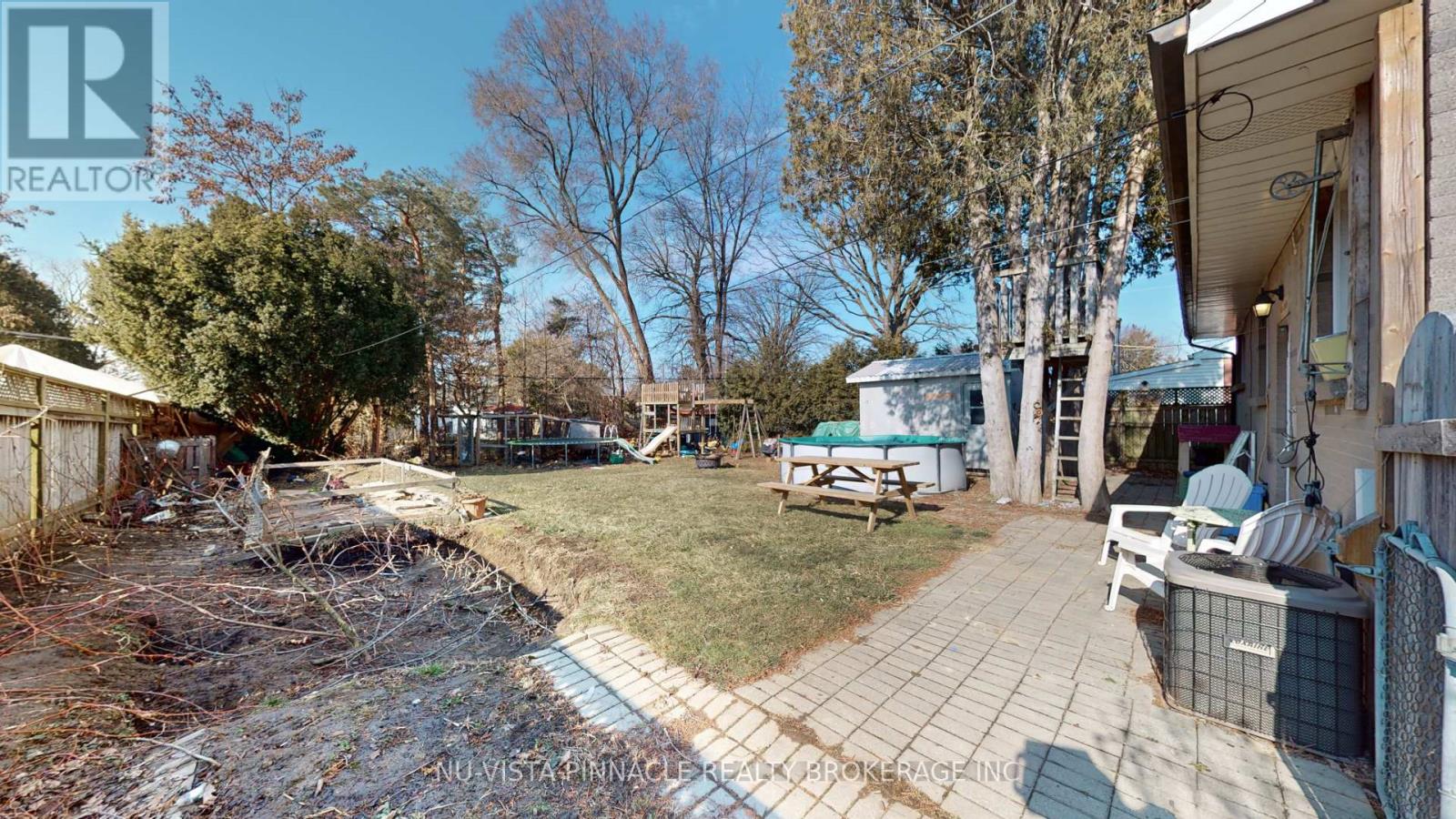 261 WINNIPEG STREET - 4
