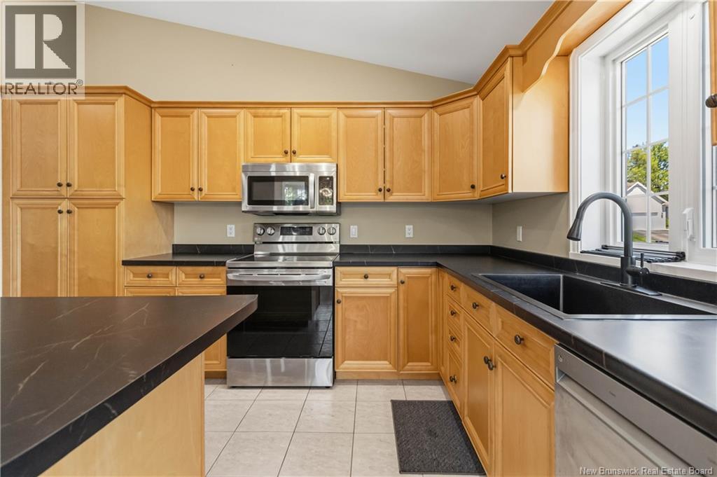 242 Herve Street - 11