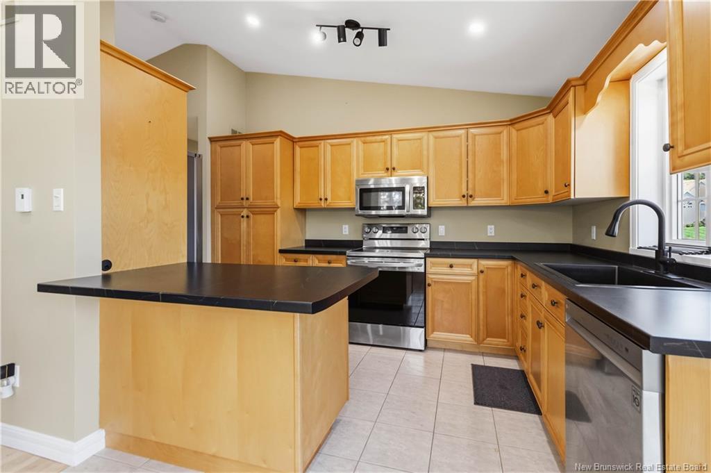 242 Herve Street - 12