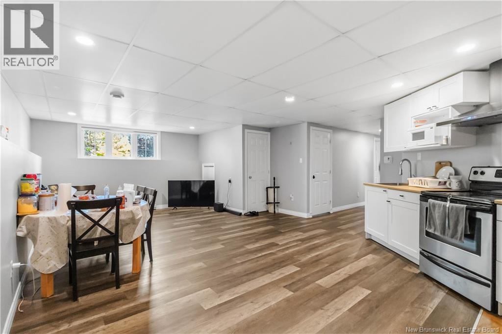 242 Herve Street - 27