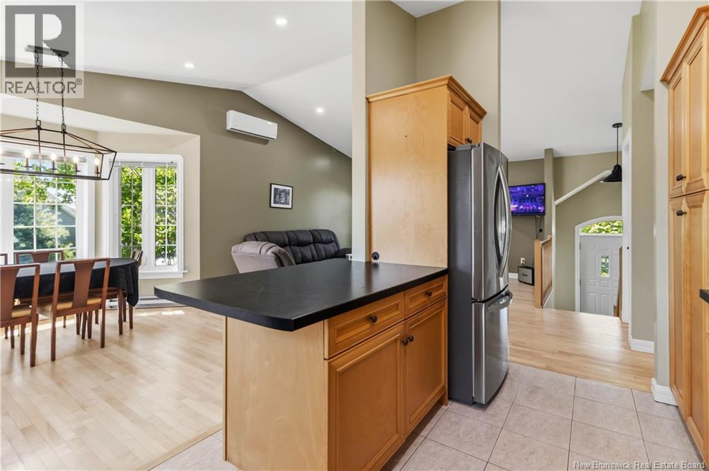 242 Herve Street - 4