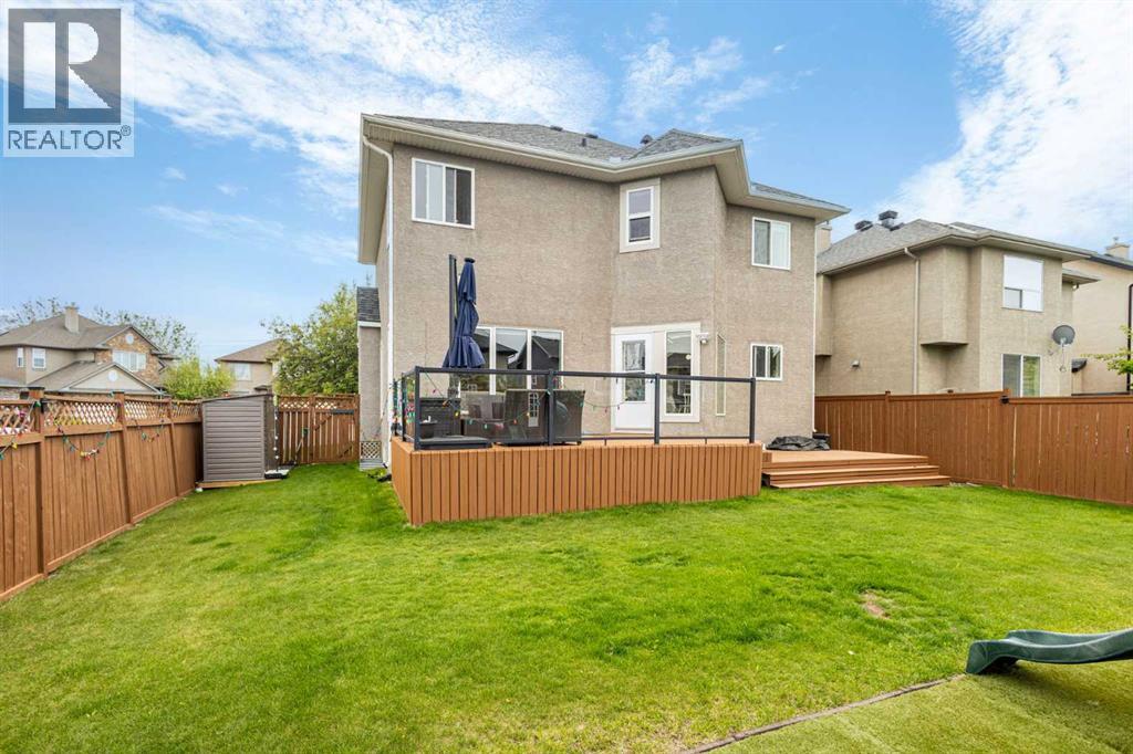 23 Strathlea Crescent SW — photo 43