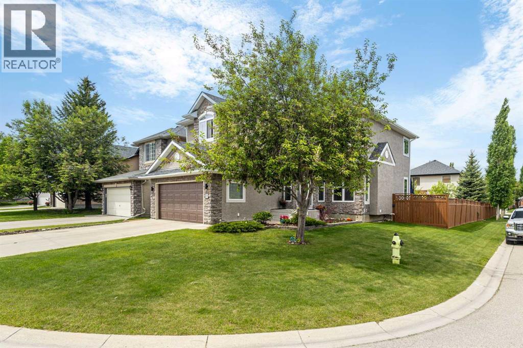 23 Strathlea Crescent SW — photo 38