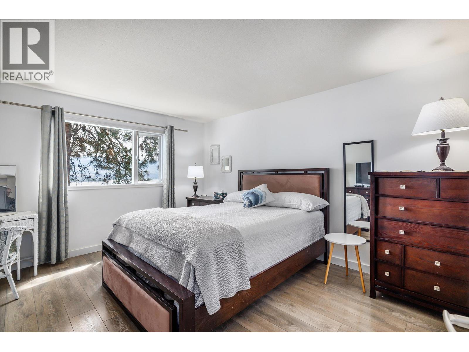 2117 Michelle Crescent - 20