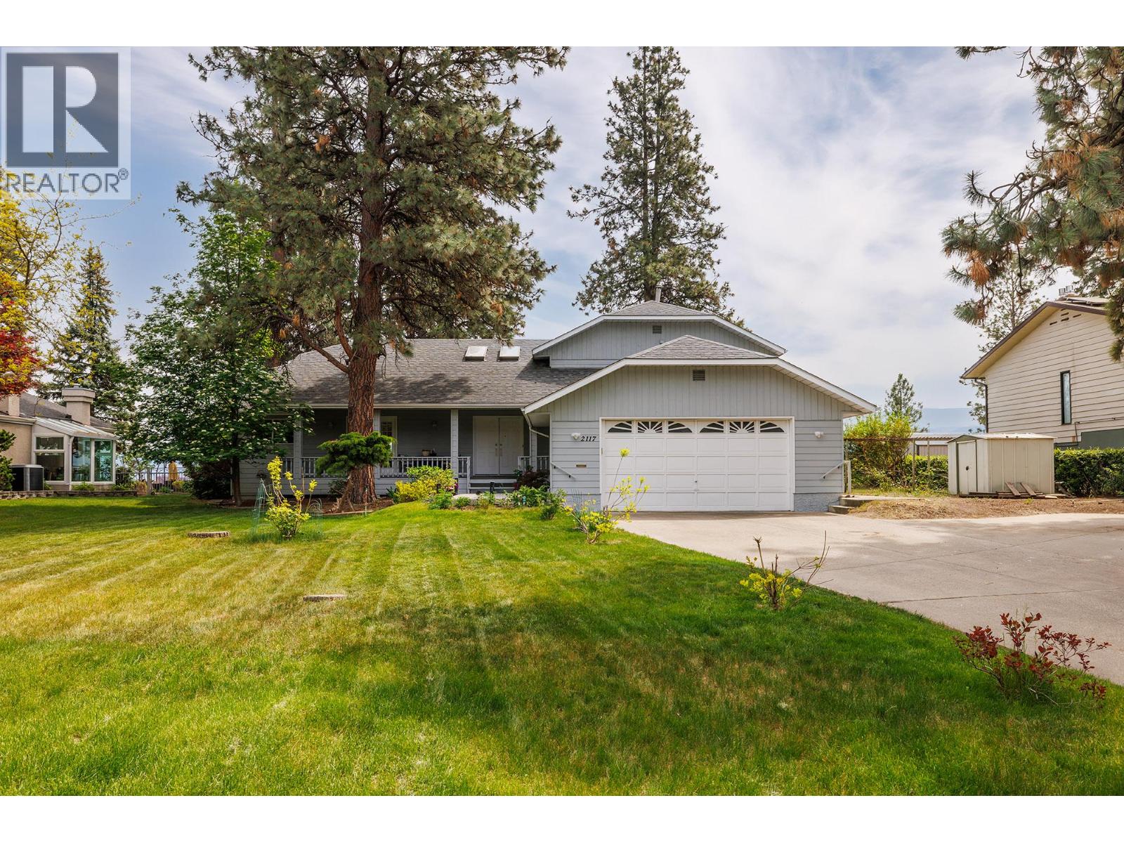 2117 Michelle Crescent - 1