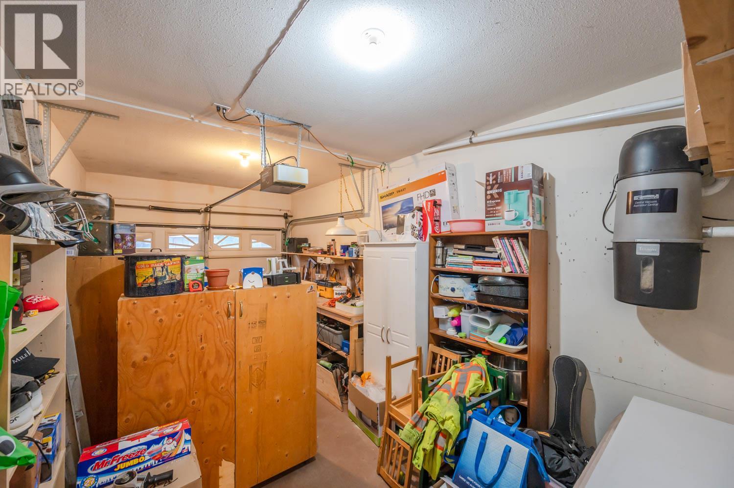 #2 615 6TH Avenue - 29