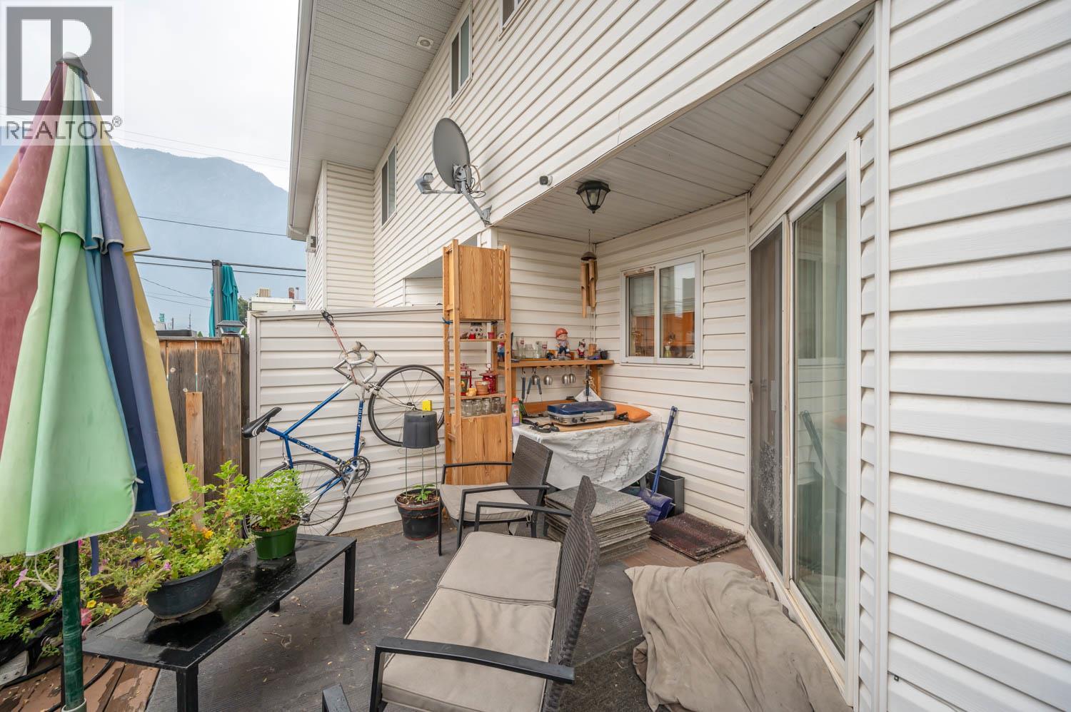 #2 615 6TH Avenue - 31