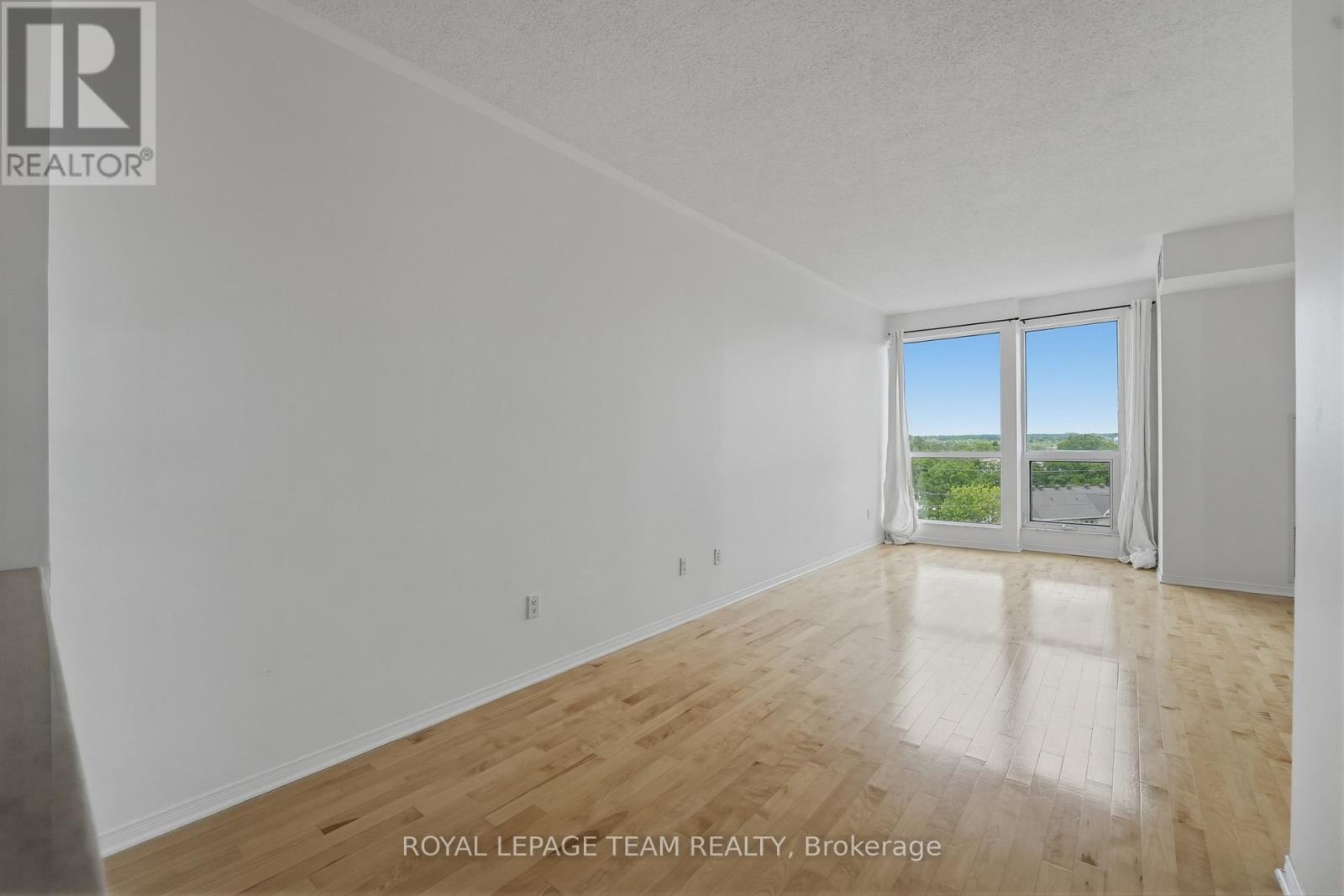 1 Bed, 2 Bath House for Rent in Ottawa – 504 – 38 METROPOLE PRIVATE, Ottawa – MLS# X13457112 - Image 13