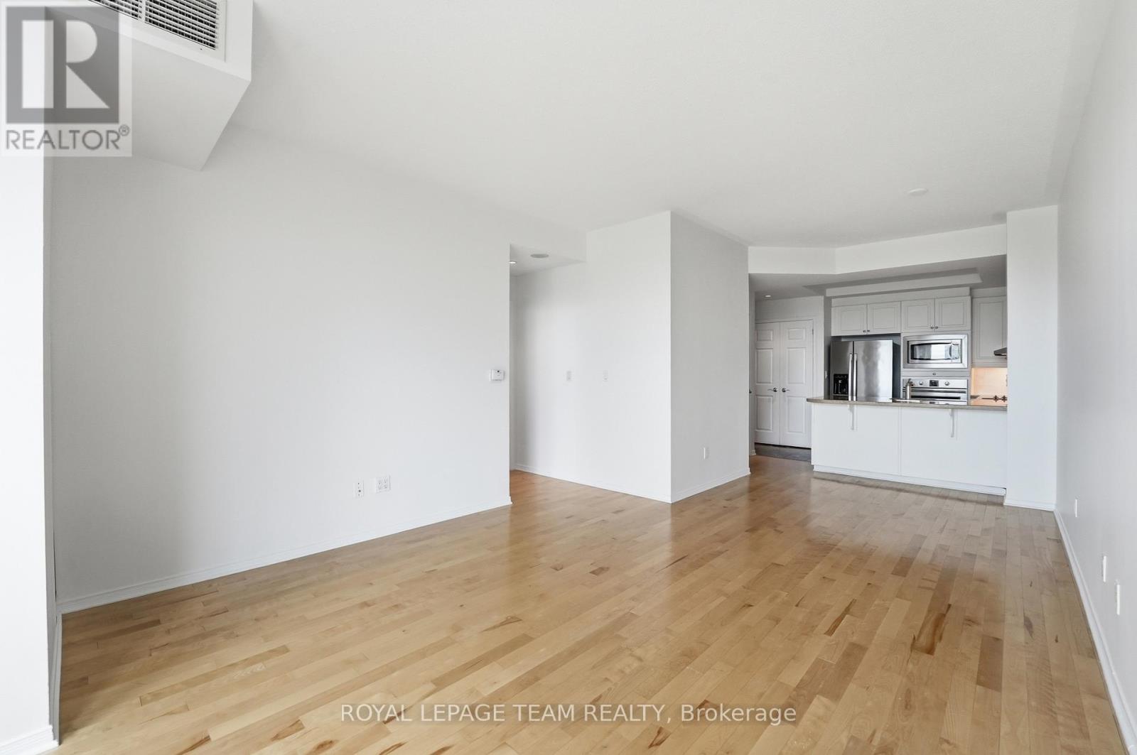 1 Bed, 2 Bath House for Rent in Ottawa – 504 – 38 METROPOLE PRIVATE, Ottawa – MLS# X13457112 - Image 16