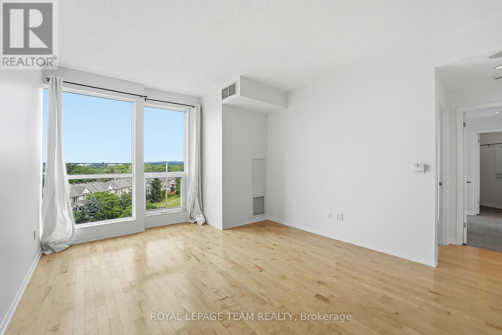 1 Bed, 2 Bath House for Rent in Ottawa – 504 – 38 METROPOLE PRIVATE, Ottawa – MLS# X13457112 - Image 17