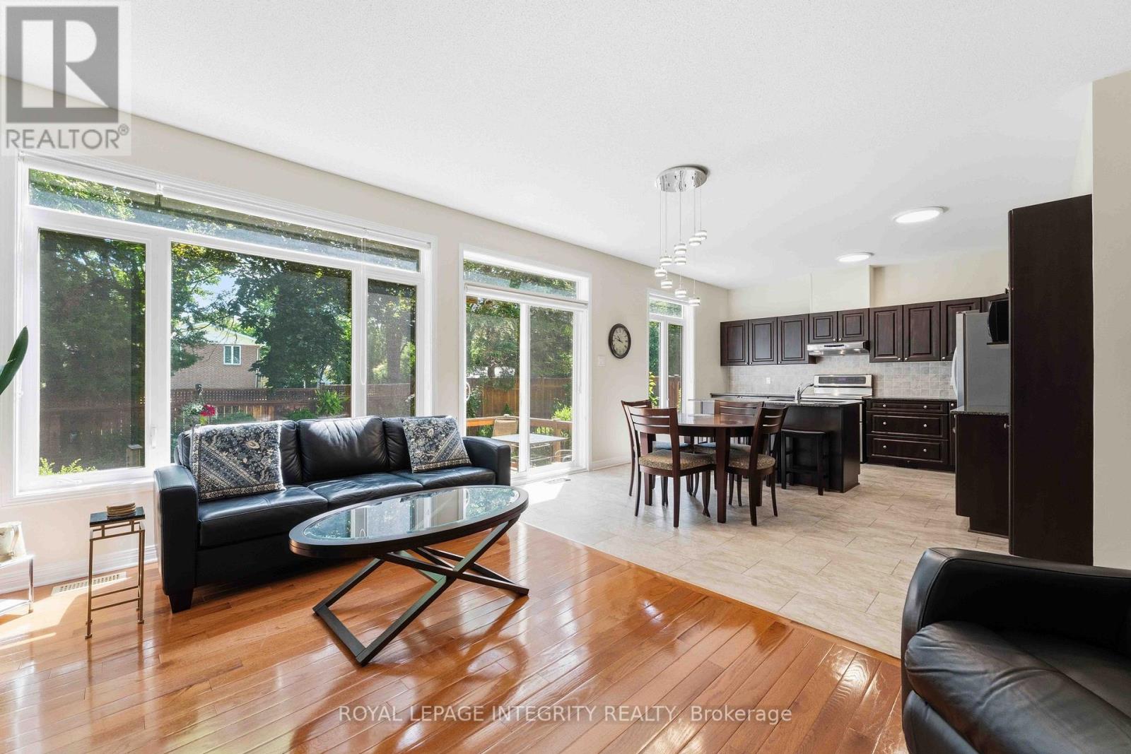 347 ANTIGONISH AVENUE - 12