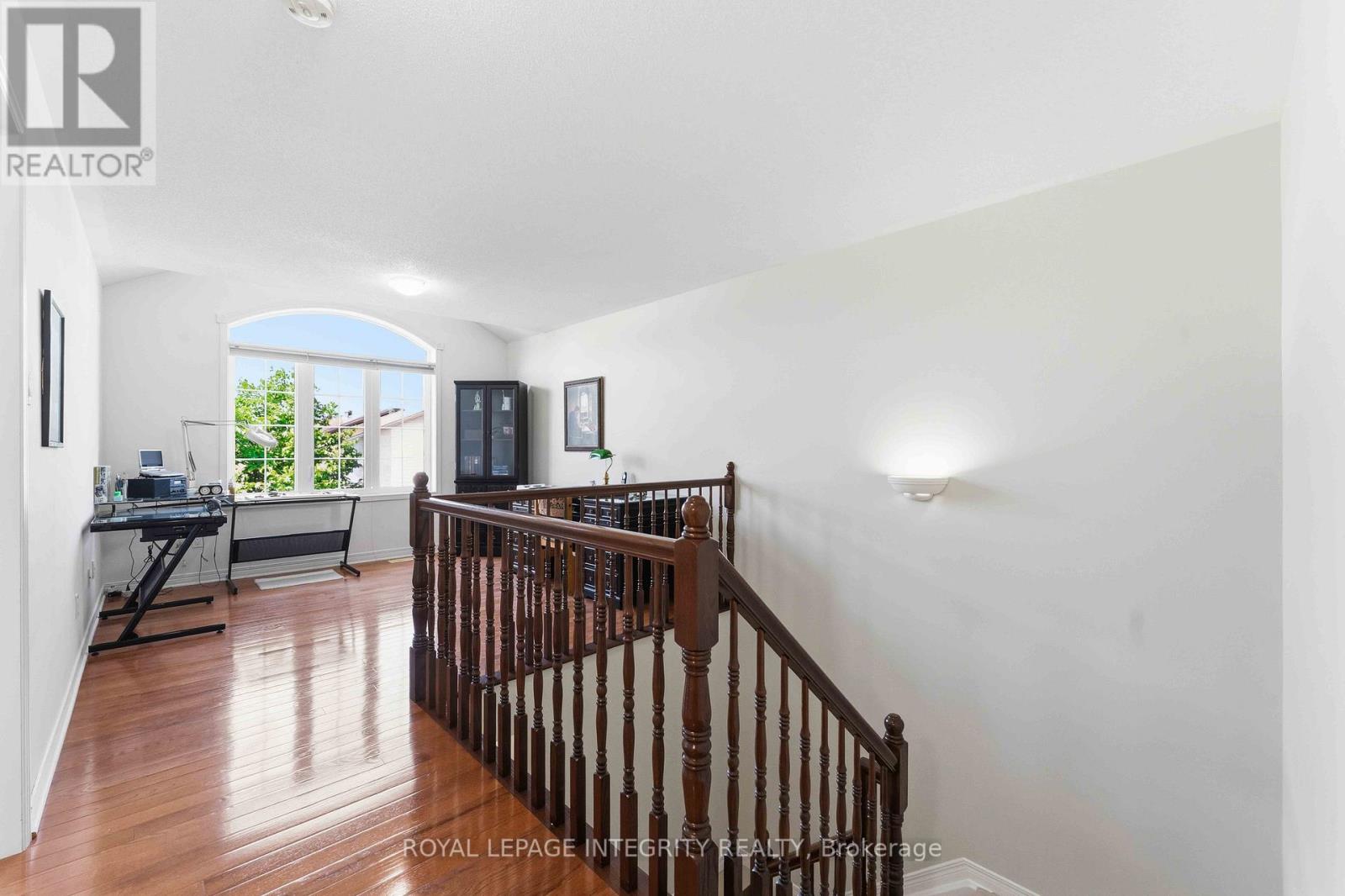 347 ANTIGONISH AVENUE - 19