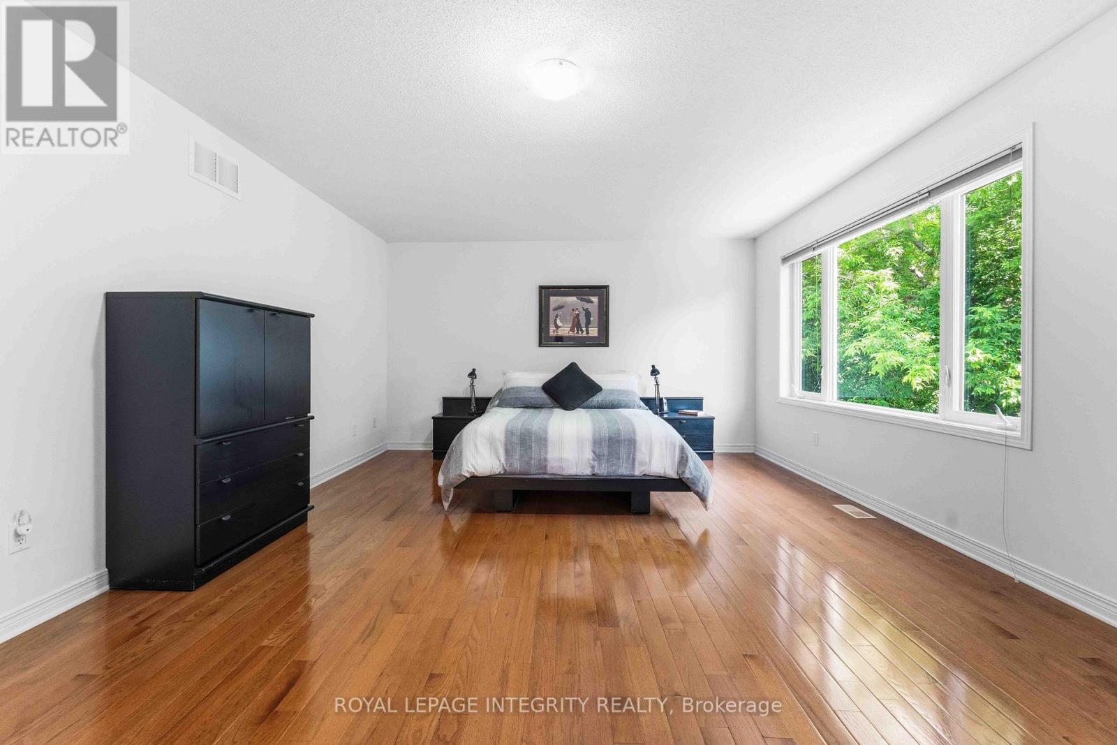 347 ANTIGONISH AVENUE - 22