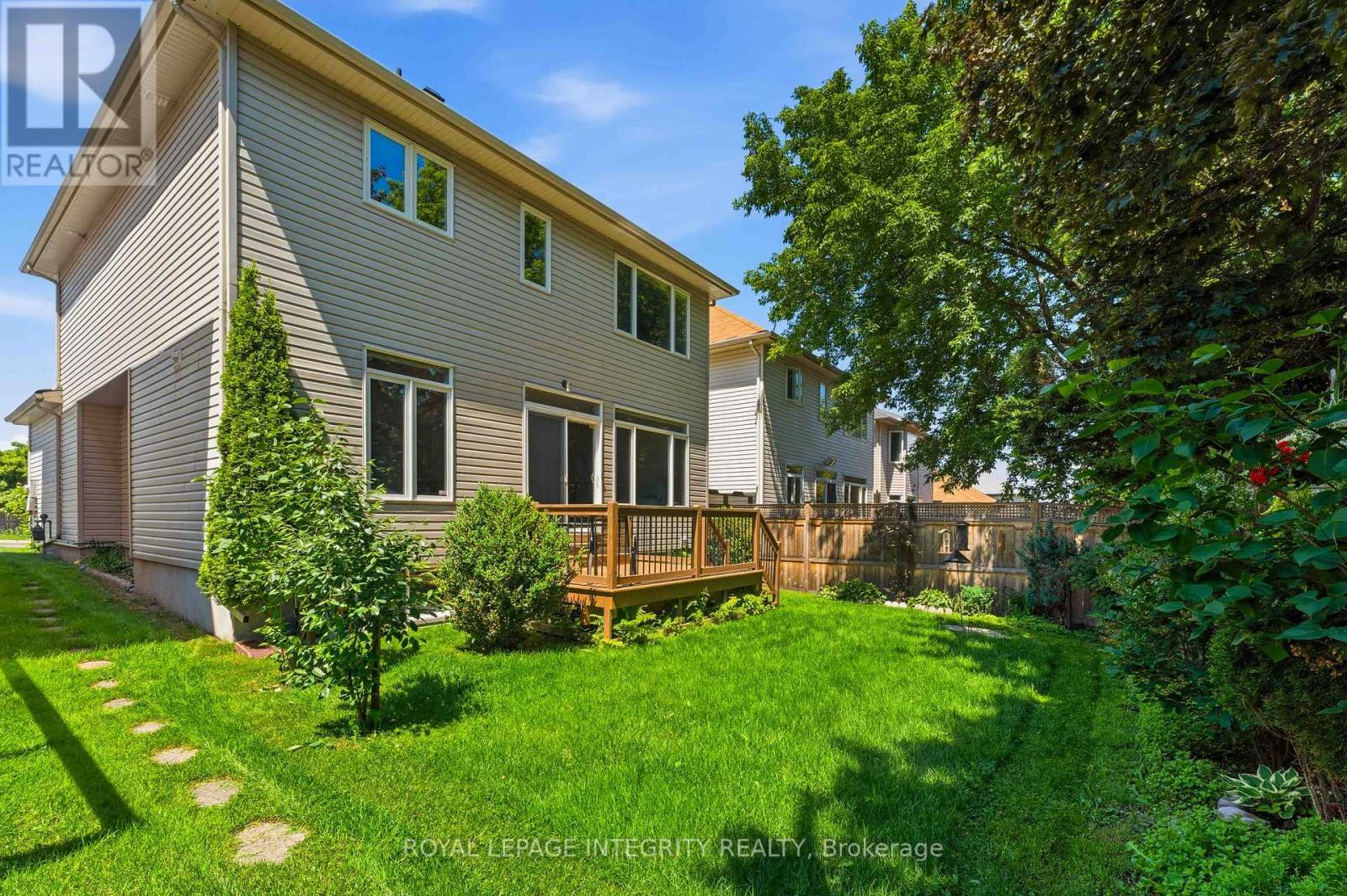 347 ANTIGONISH AVENUE - 47