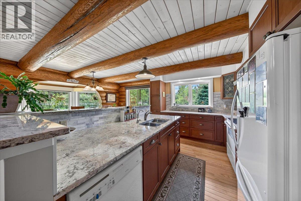 4985 Ogilvey Avenue - 15