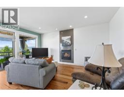 6552 Blackcomb Place, Vernon, BC V1B4E1 Photo 21