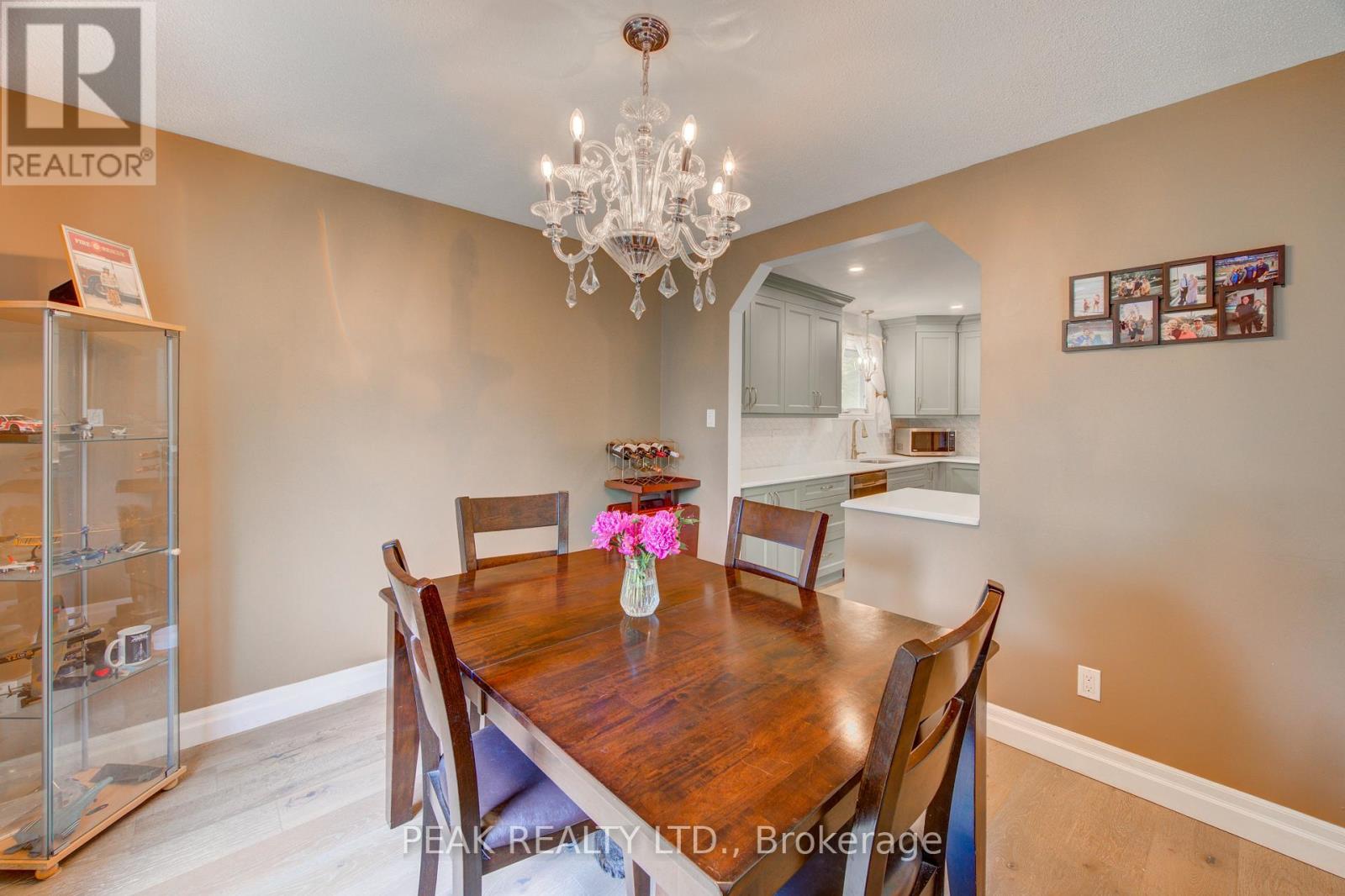 155 HURON STREET - 12