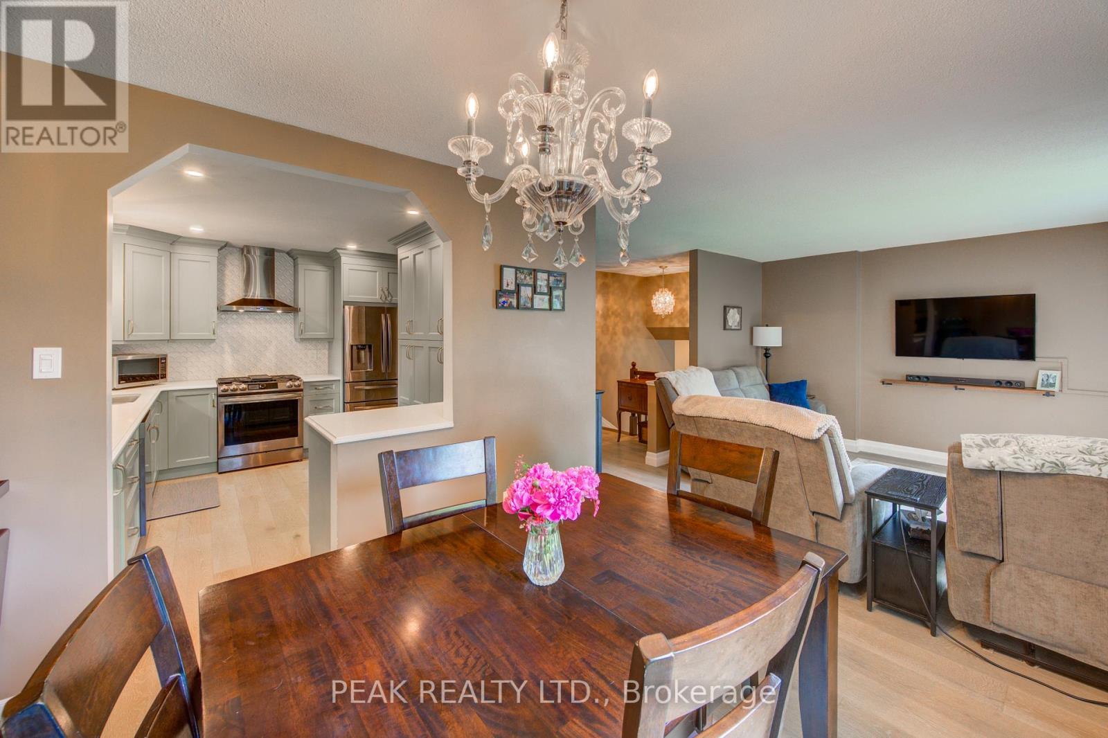 155 HURON STREET - 13