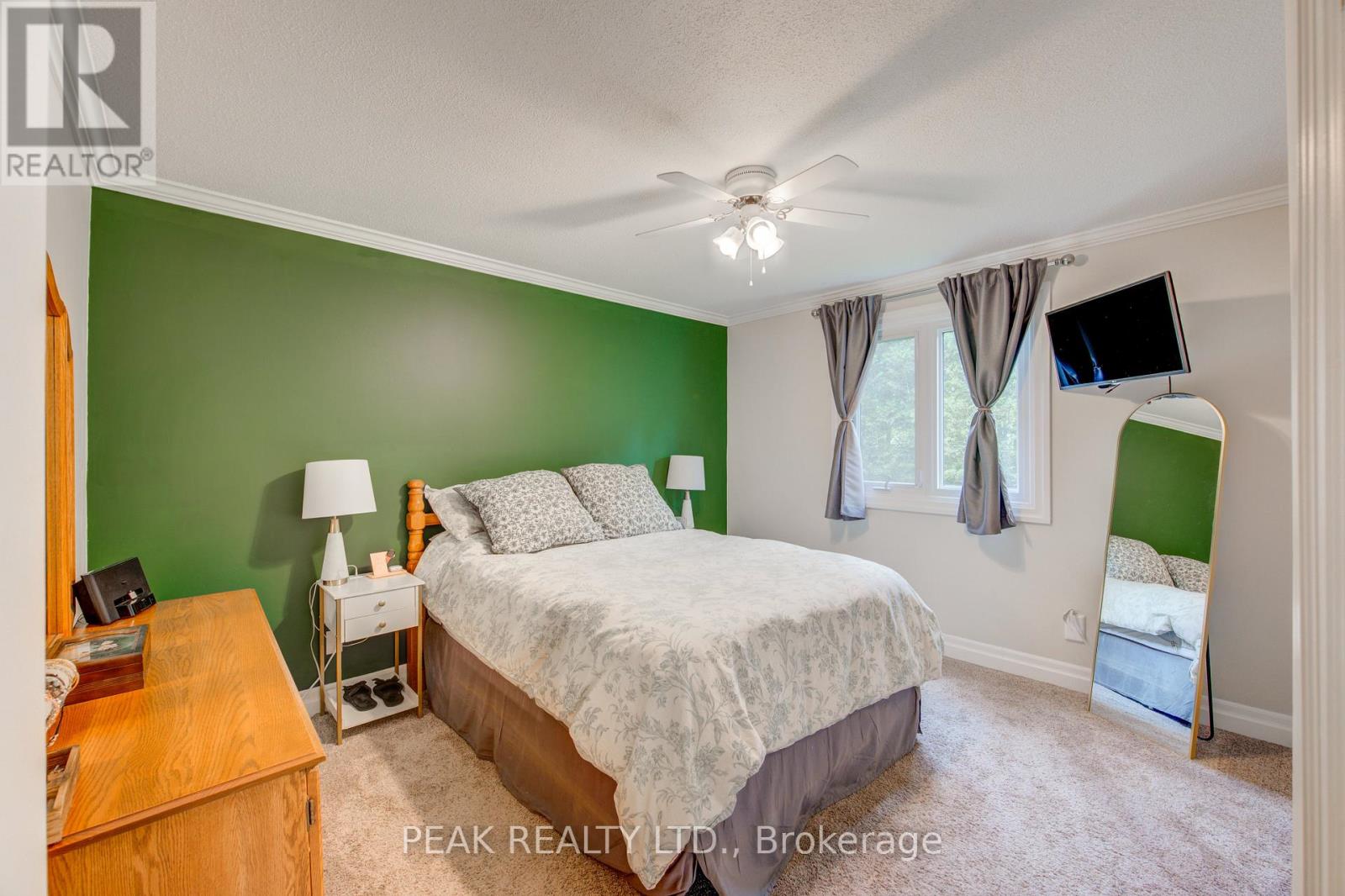 155 HURON STREET - 25