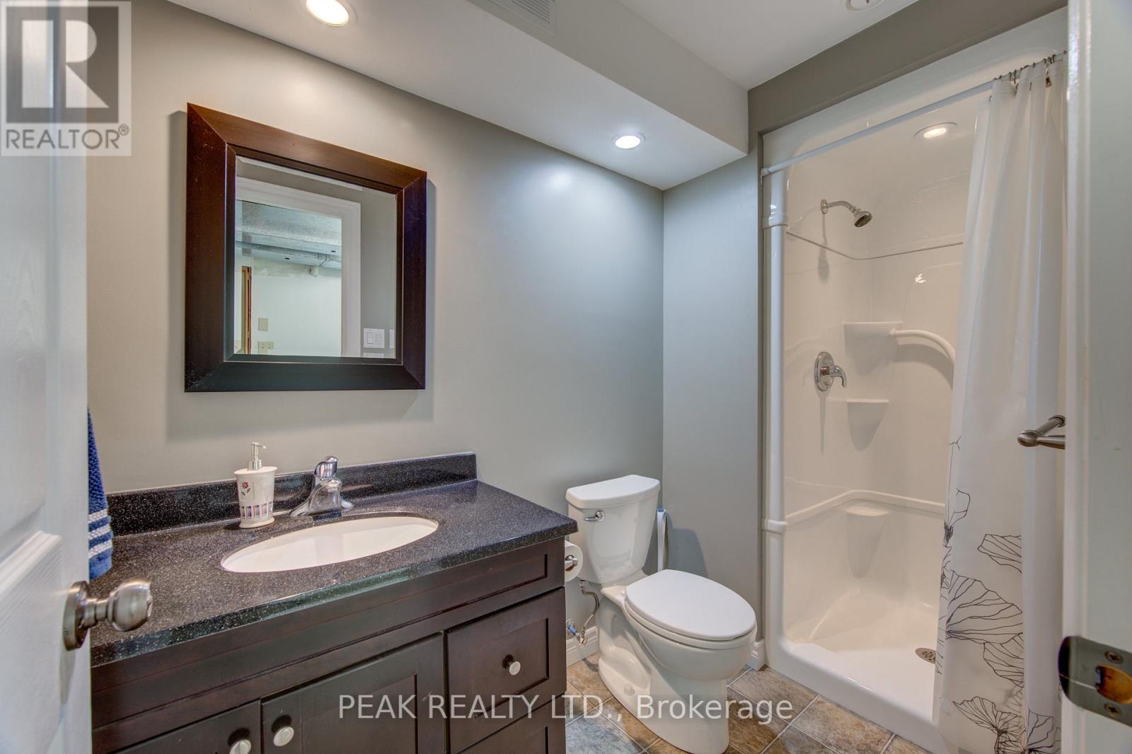 155 HURON STREET - 32
