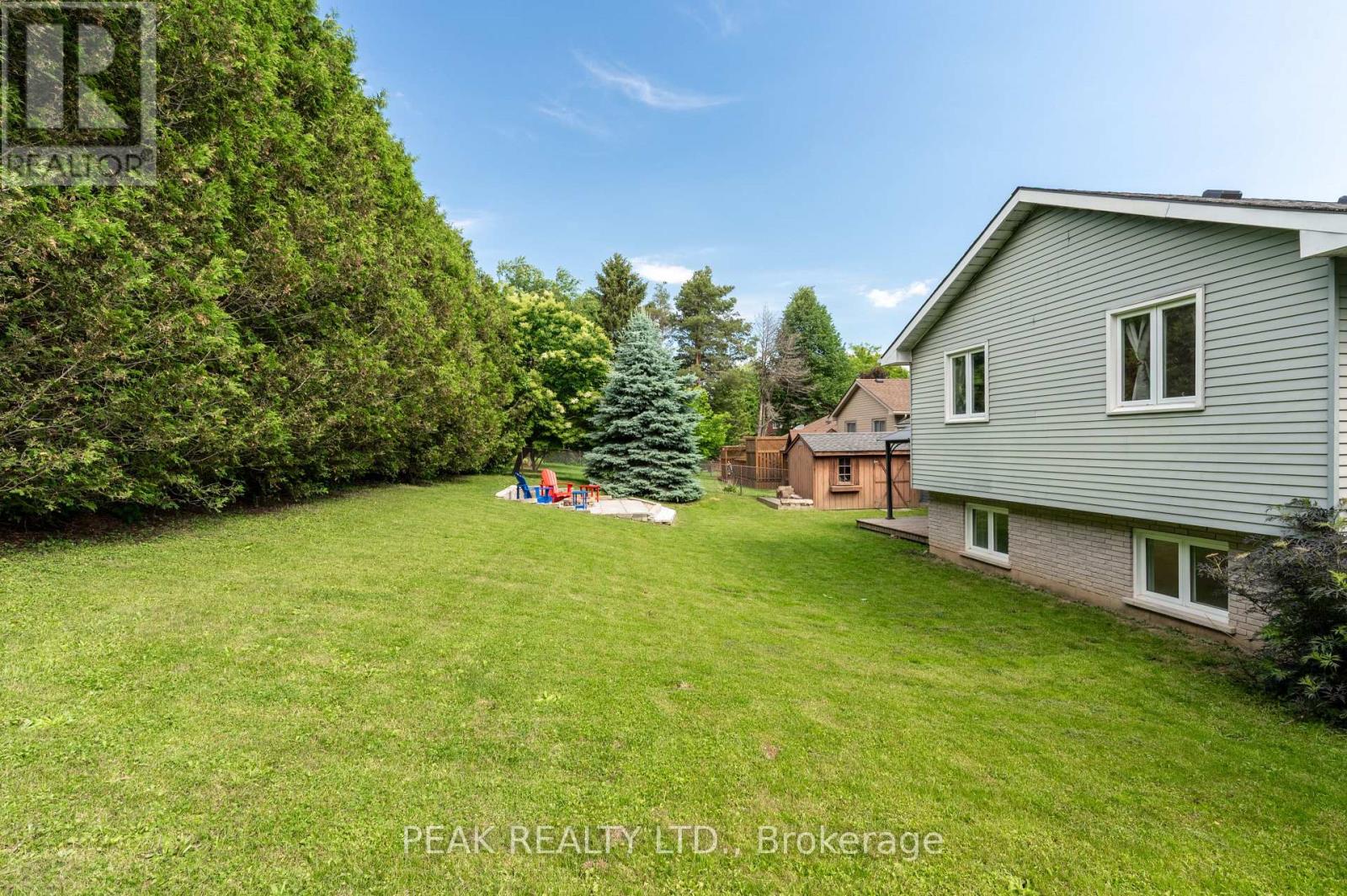 155 HURON STREET - 43