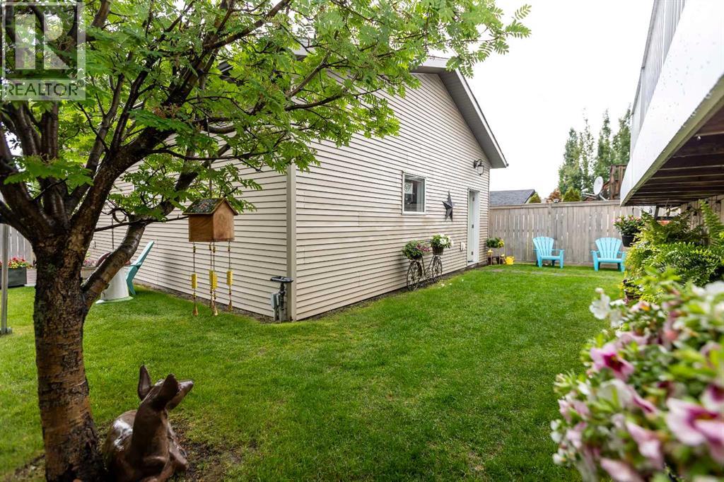 63 Vanier Drive — photo 34