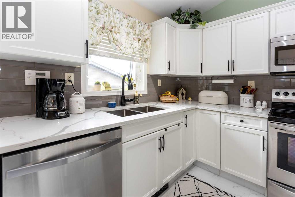 63 Vanier Drive - photo 4