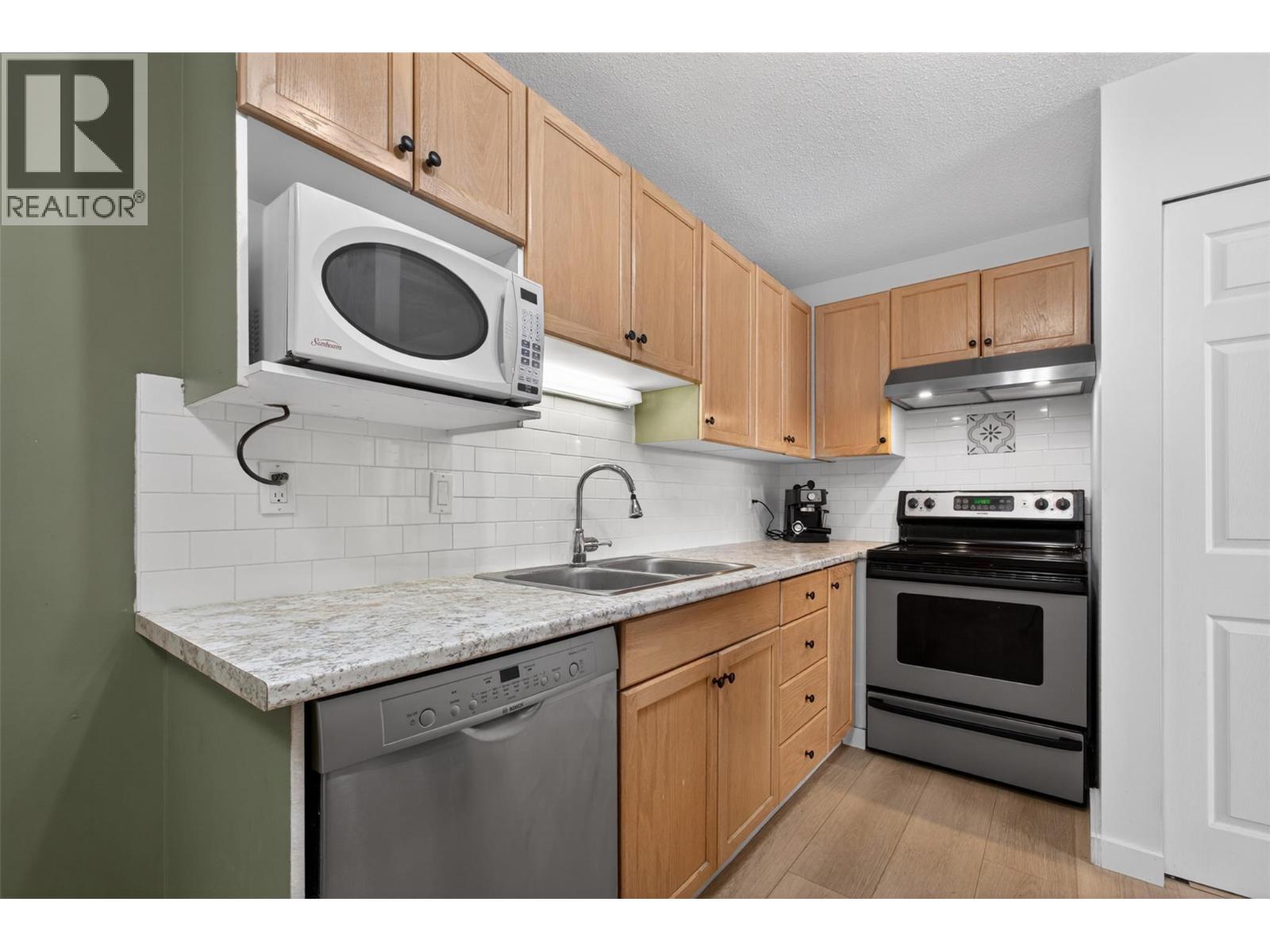 505 Browne Road Unit# 115, Vernon