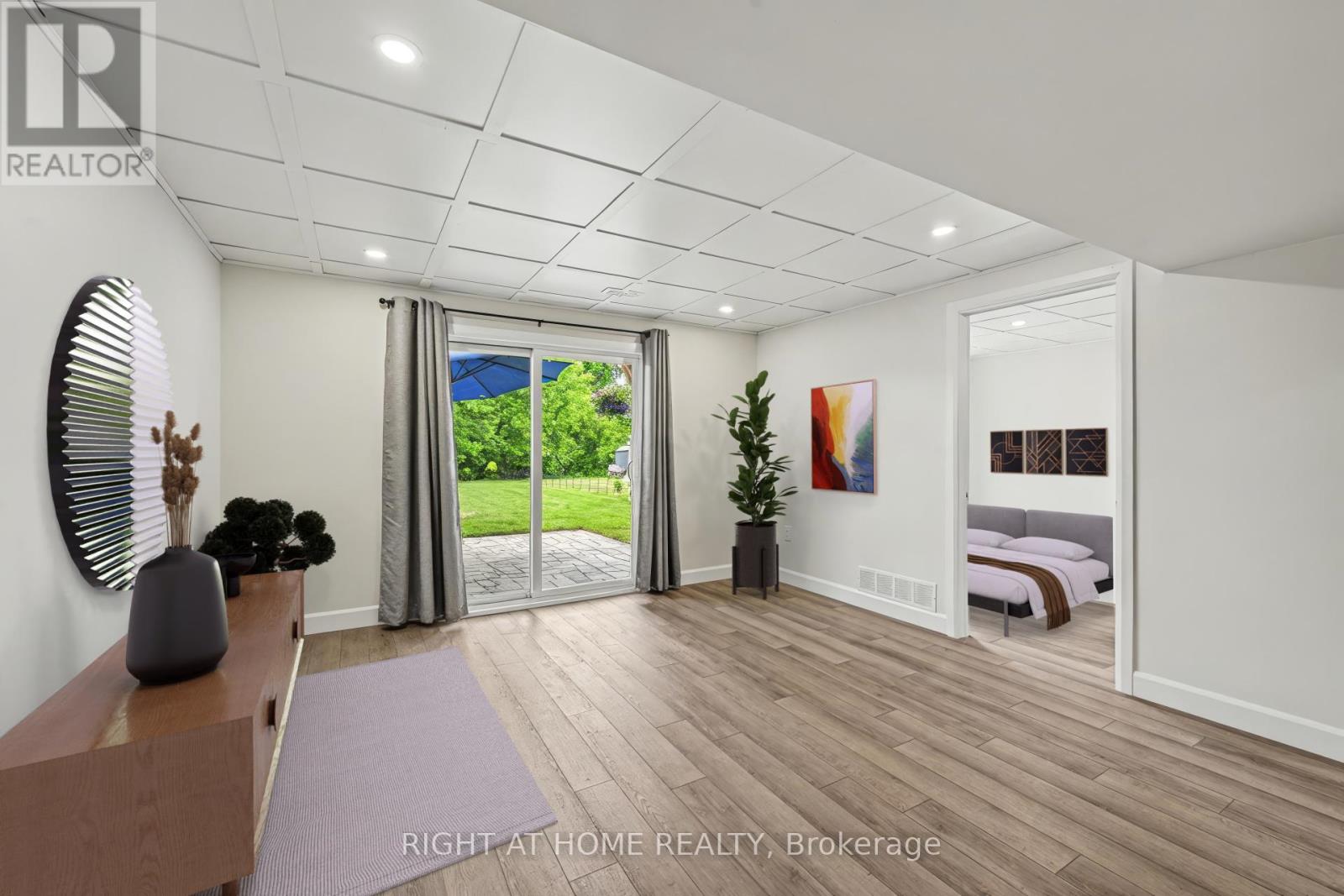 306 FORESTVIEW CRESCENT - 22