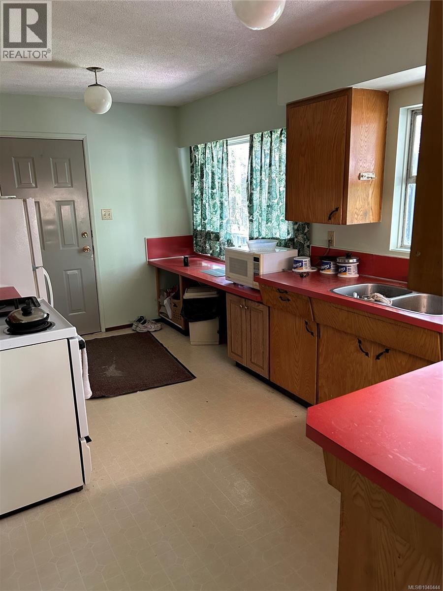 1154 2nd Ave - 16