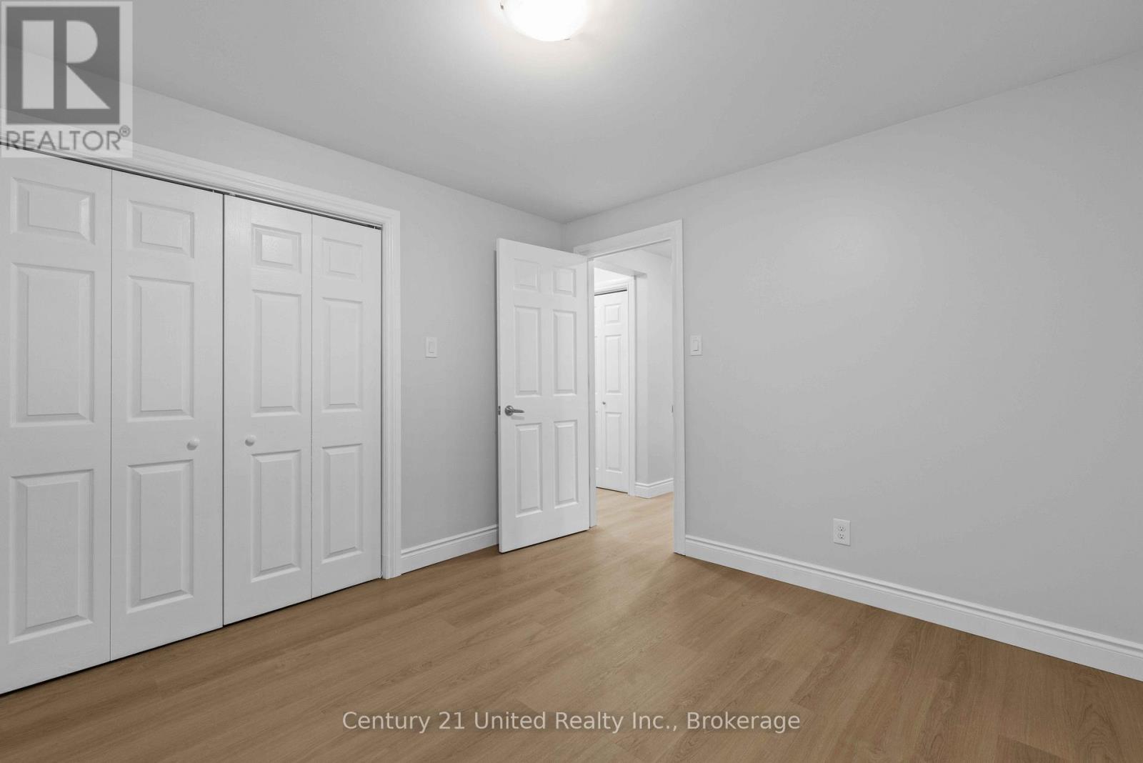 223 ANTRIM STREET - 17