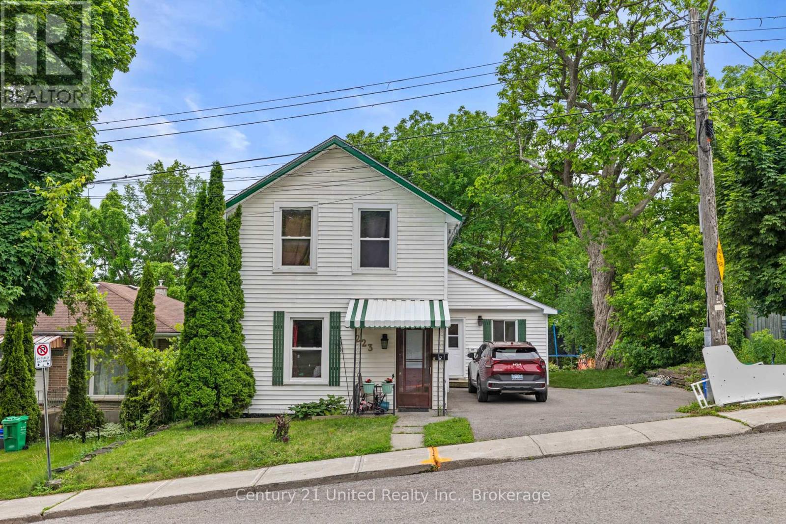 223 ANTRIM STREET - 2