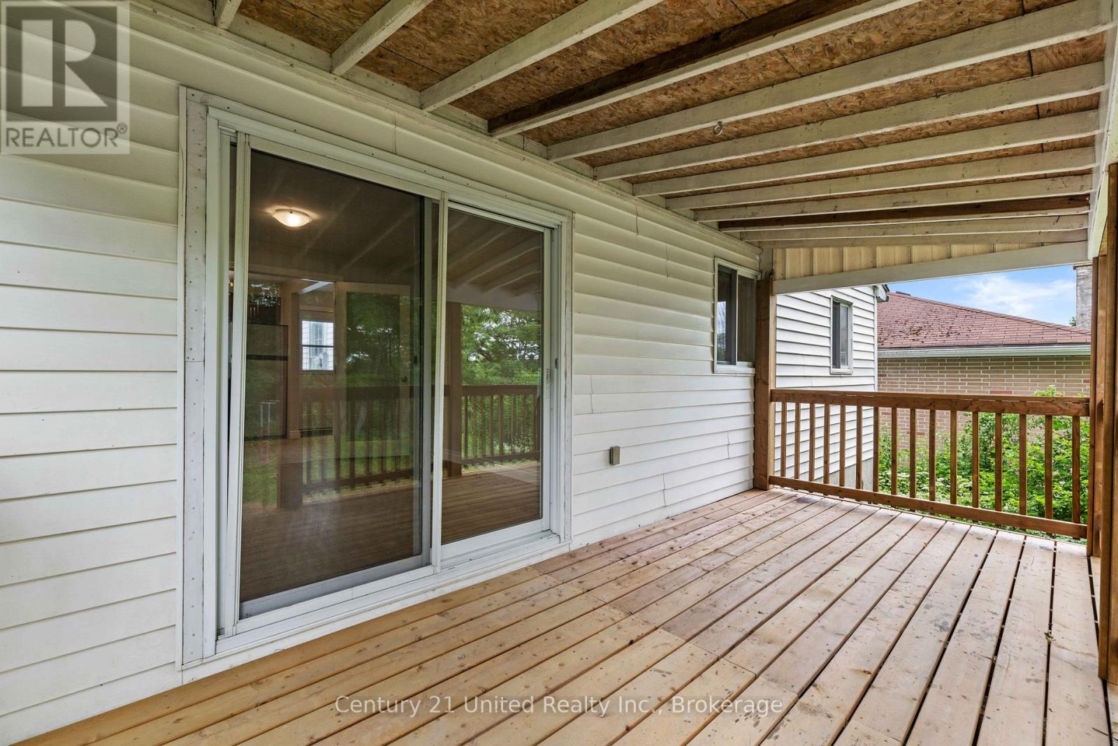 223 ANTRIM STREET - 25