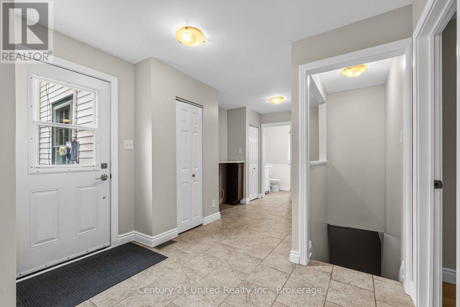 223 ANTRIM STREET - 3