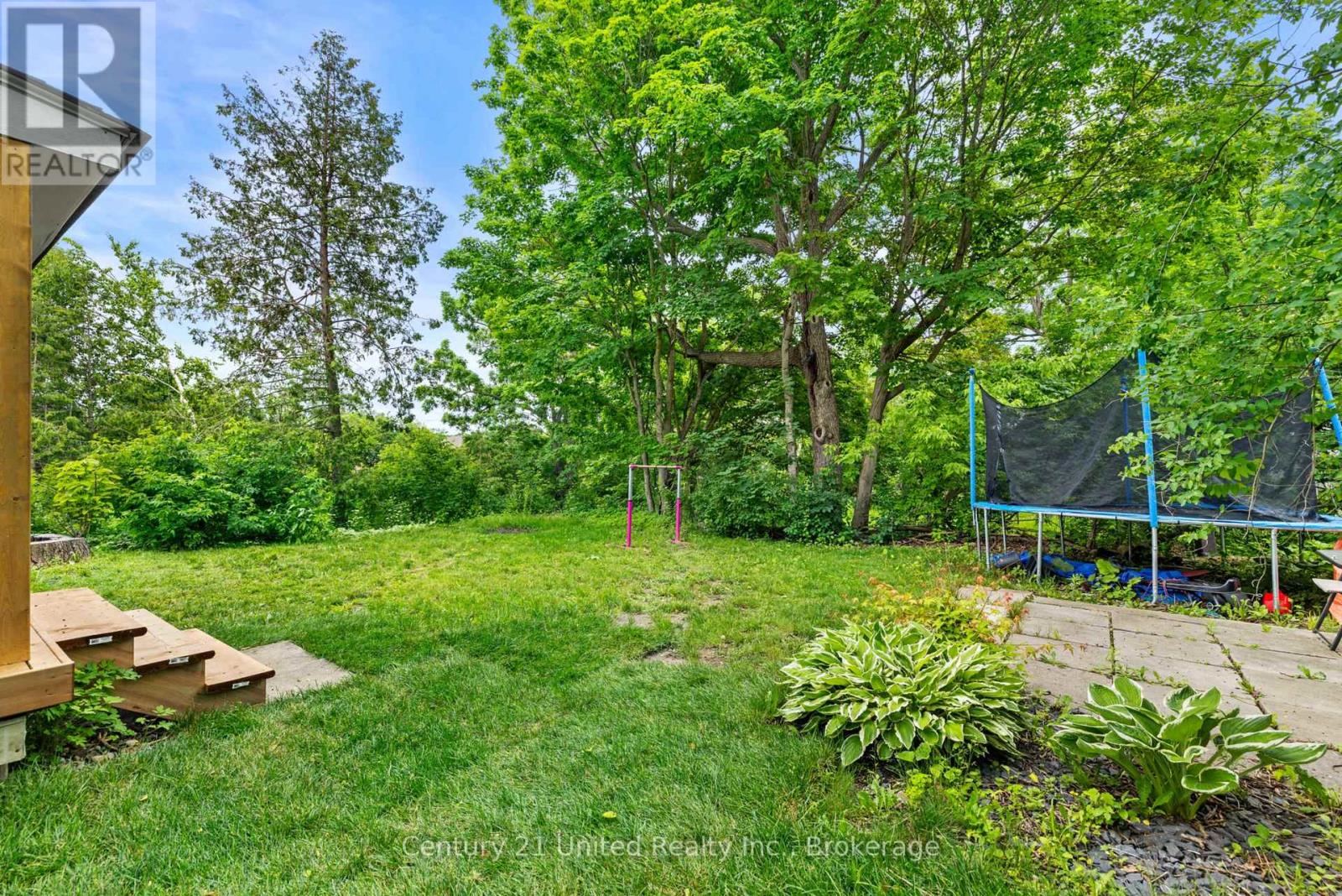 223 ANTRIM STREET - 32
