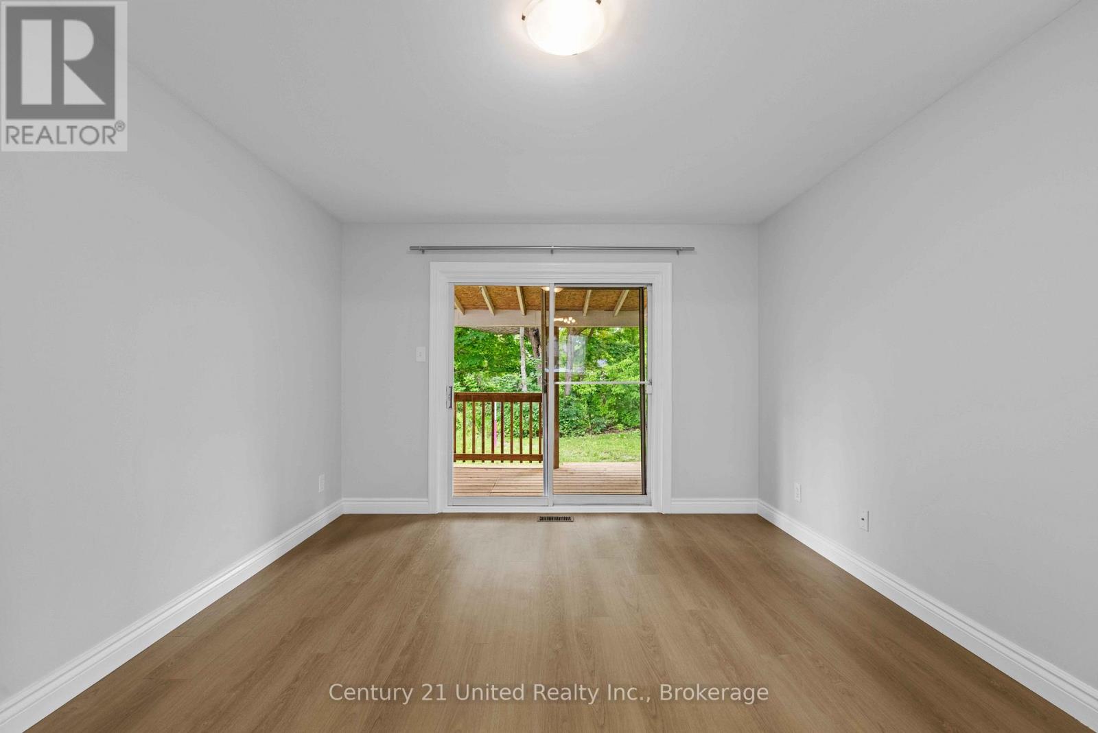 223 ANTRIM STREET - 9