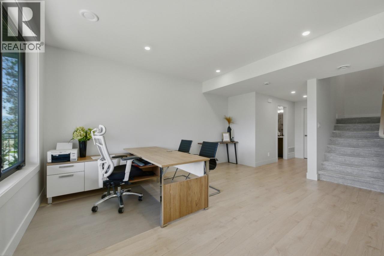 615 Kingswood Terrace - 33