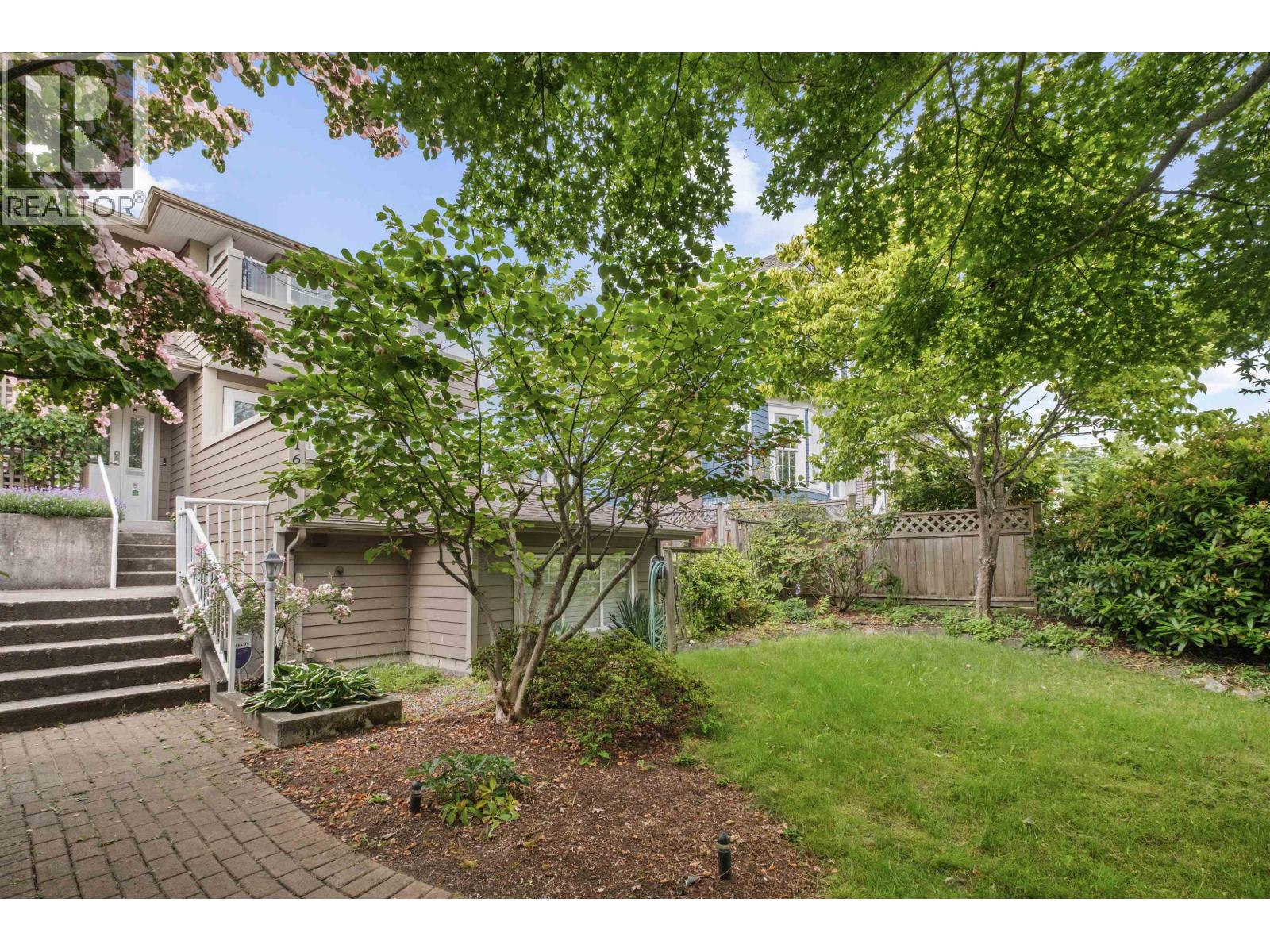 416 W KEITH ROAD, North Vancouver