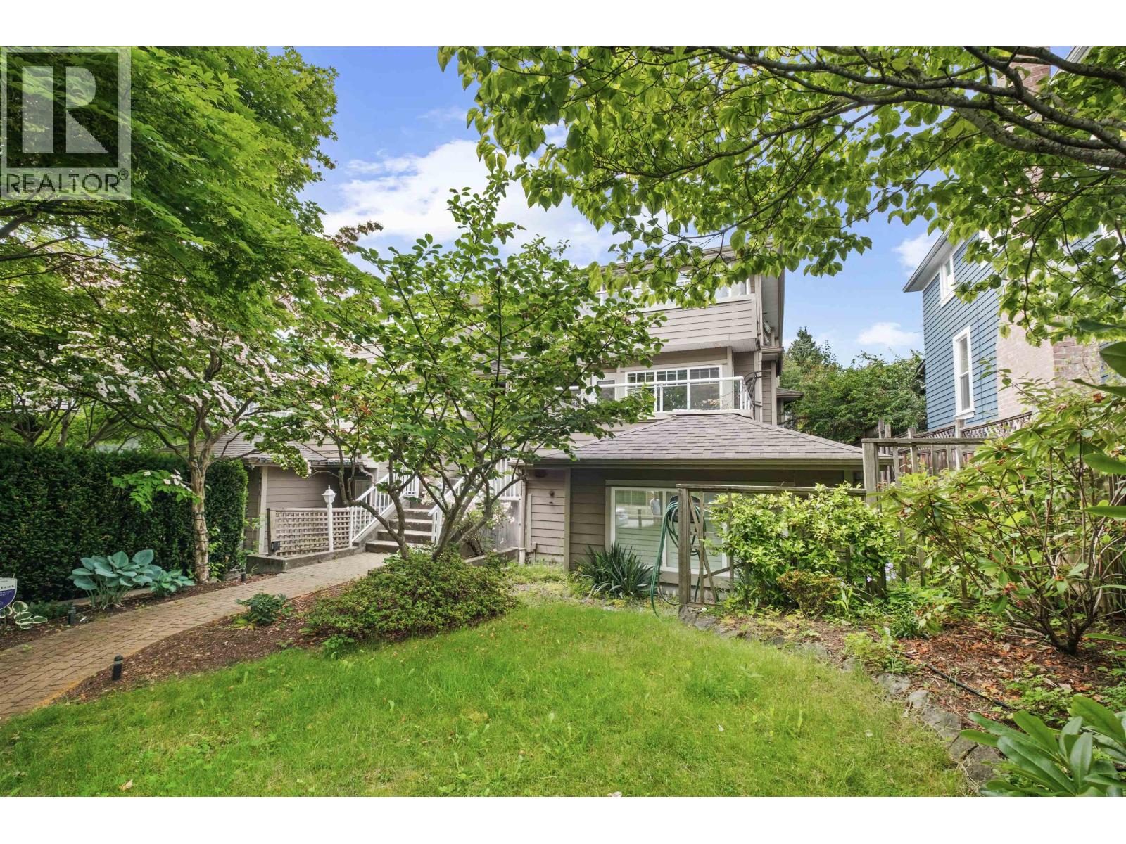 416 W KEITH ROAD, North Vancouver
