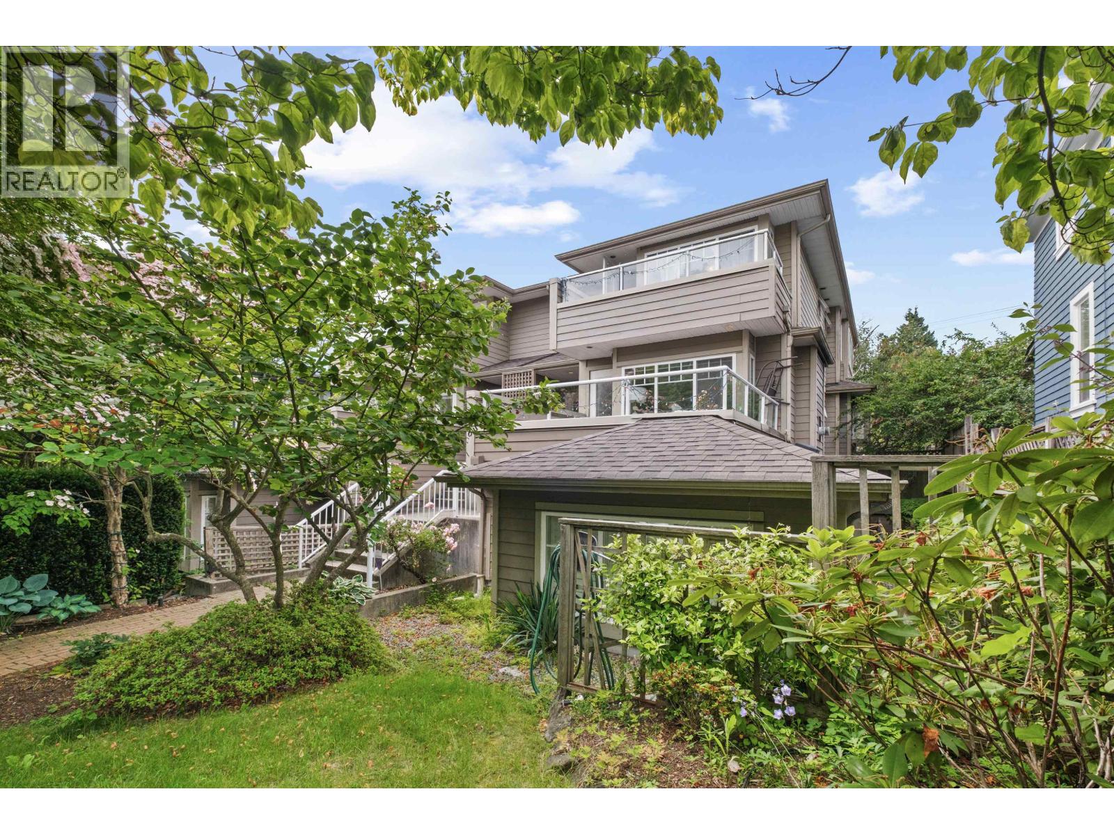416 W KEITH ROAD, North Vancouver