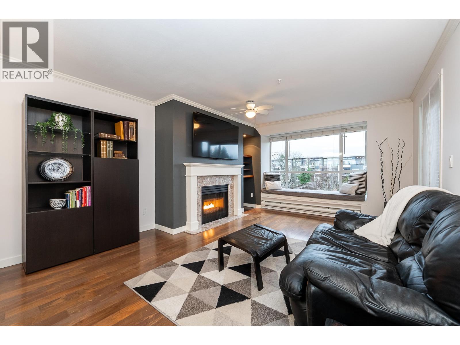 305 2340 HAWTHORNE AVENUE, Port Coquitlam