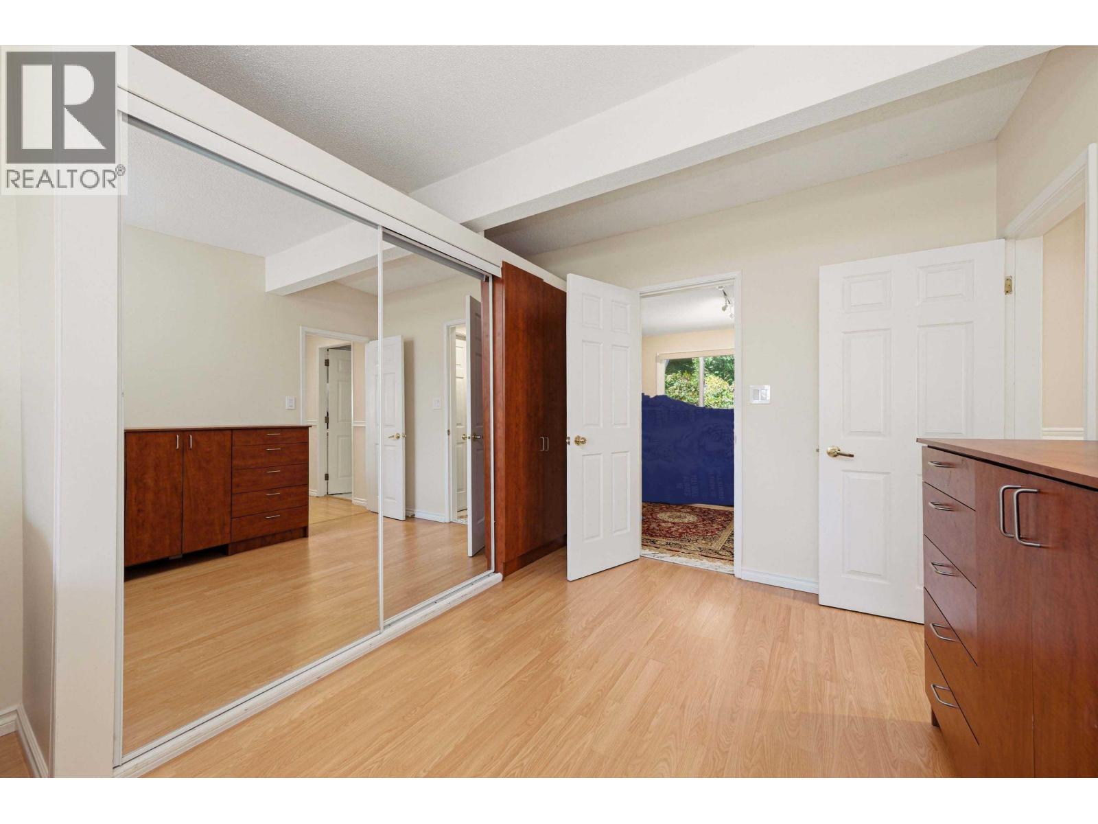 693 PLYMOUTH DRIVE, North Vancouver