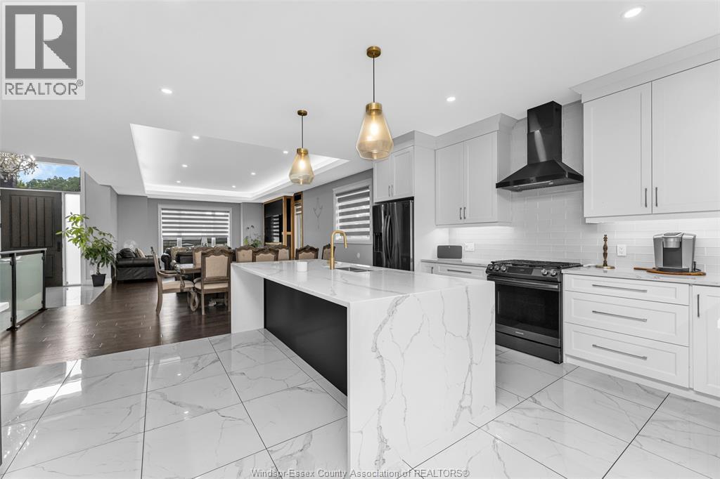 137 GARY AVENUE - 16