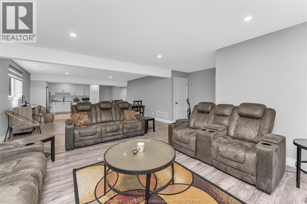 137 GARY AVENUE - 31
