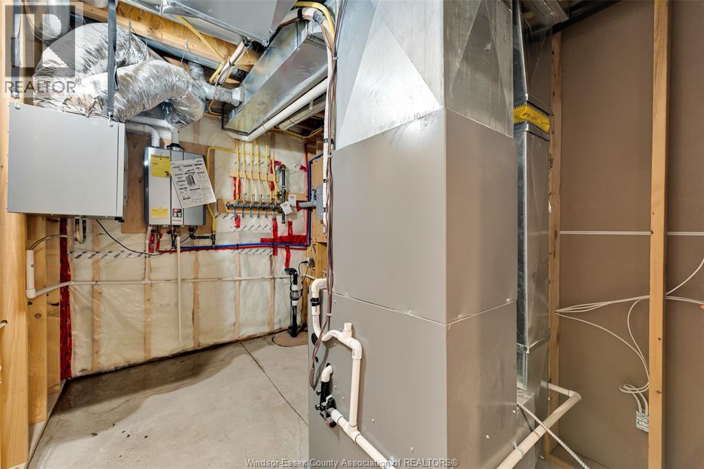 137 GARY AVENUE - 36