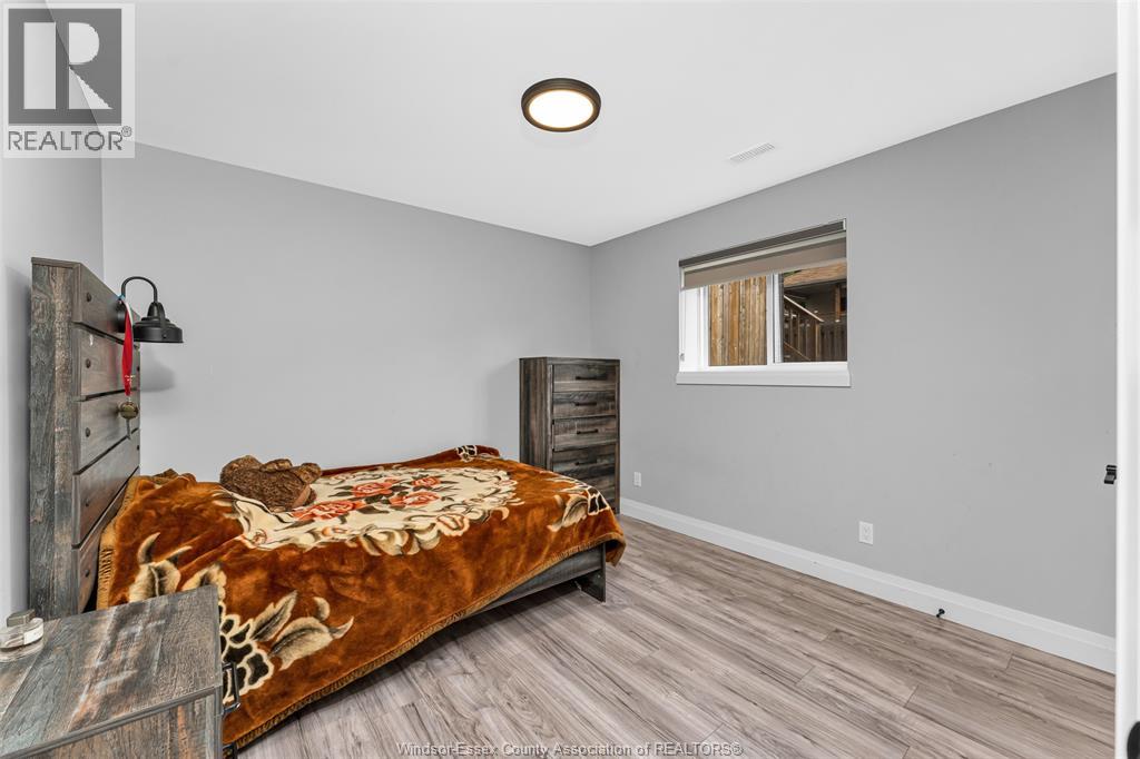 137 GARY AVENUE - 37